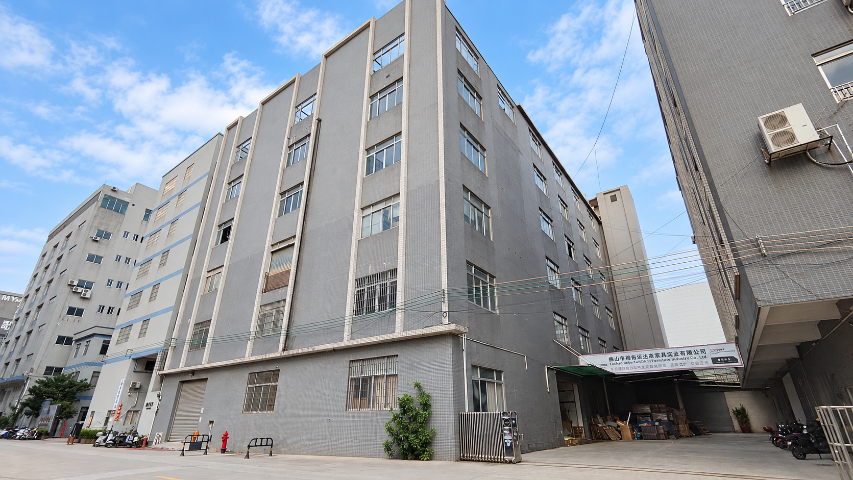 Factory building exterior supplied by Qizhen